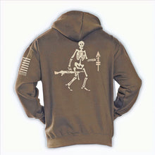 Charger l'image dans la galerie, Blackbart Guns Classic Hoodie