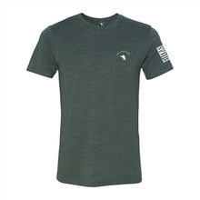 Charger l'image dans la galerie, Calais 1940 Green Jacket T shirt