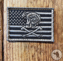 Load image into Gallery viewer, FIGHTING PIRATE US MORALE PATCH